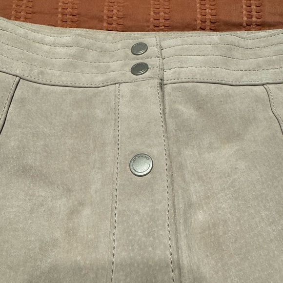 Blank NYC | Women’s Genuine Leather Beige Mini Skirt | Sz 28 - Picture 10 of 13